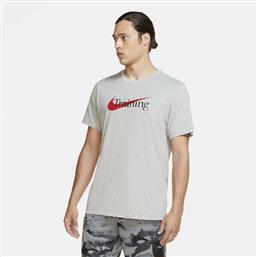 Nike Swoosh Training Αθλητικό Ανδρικό T-shirt Dri-Fit Γκρι με Λογότυπο από το SportsFactory