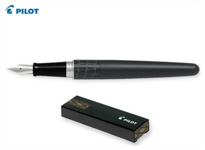 Pilot Πένα Γραφής Medium 0.58mm Μαύρη με Μπλε Μελάνι